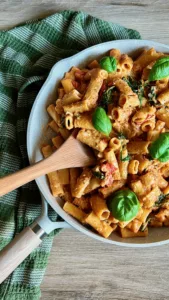 Vegan-Creamy-One-Pot-Pasta
