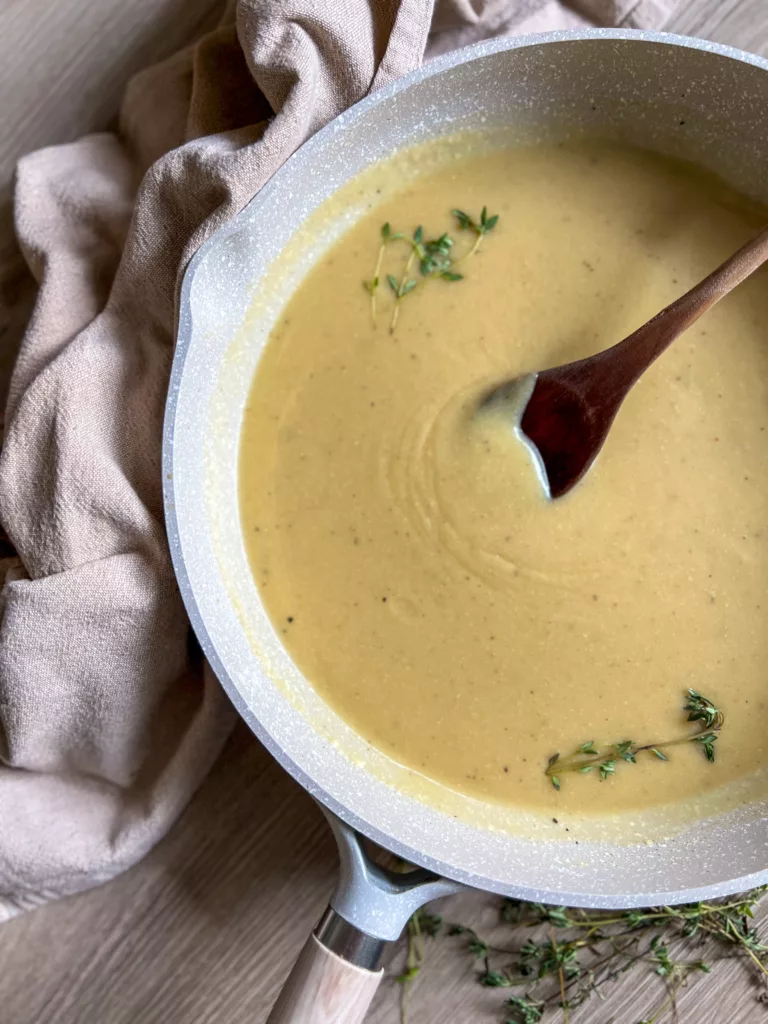 Easy Vegan Gravy Recipe in frying pan