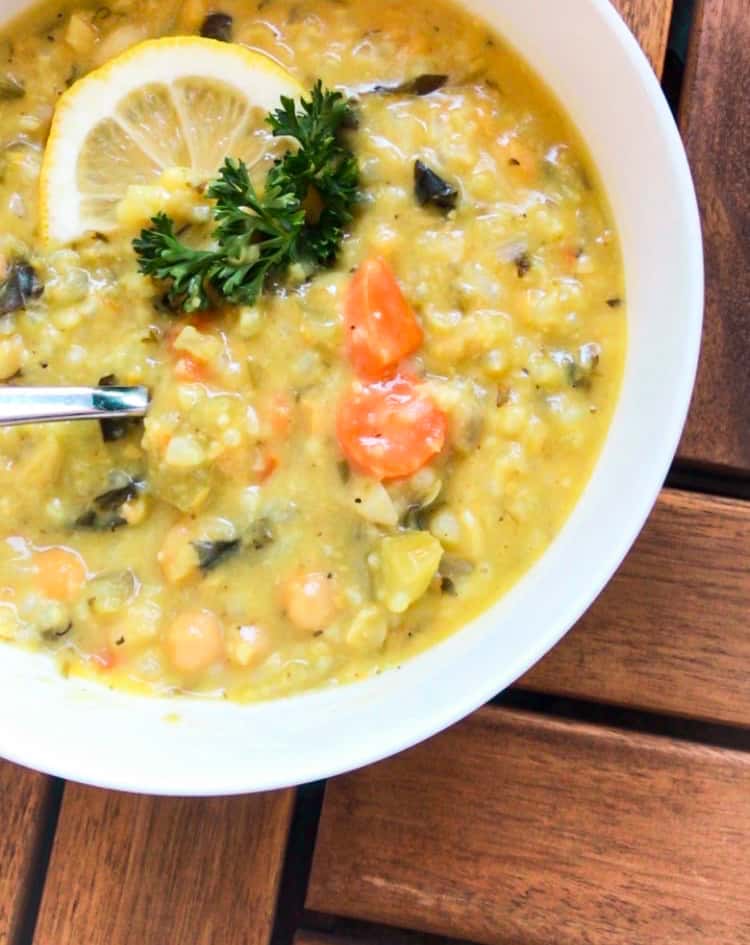 Lemon Chickpea Orzo Soup