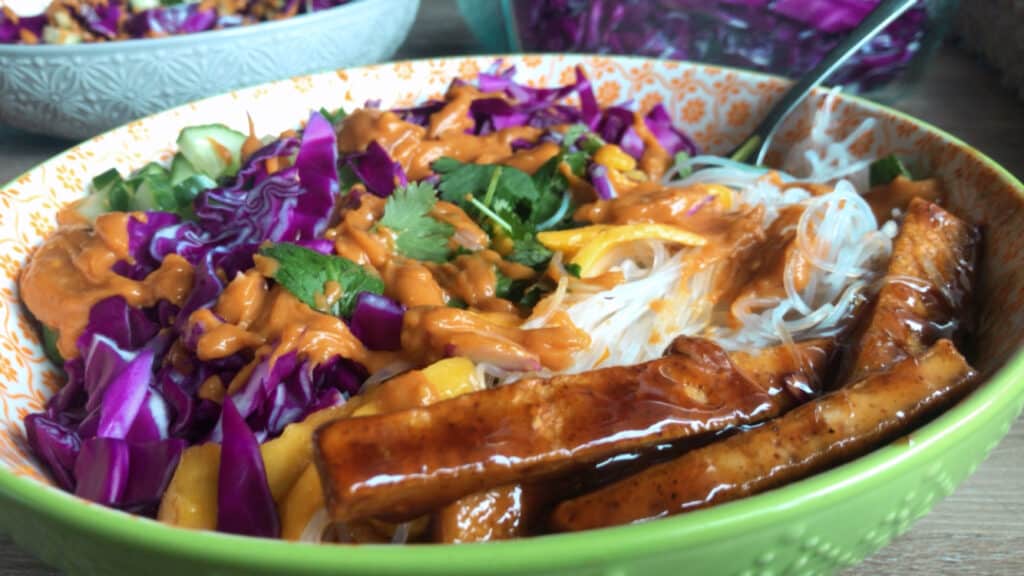 Spicy Thai Vegan Rainbow Bowl Peanut Sauce