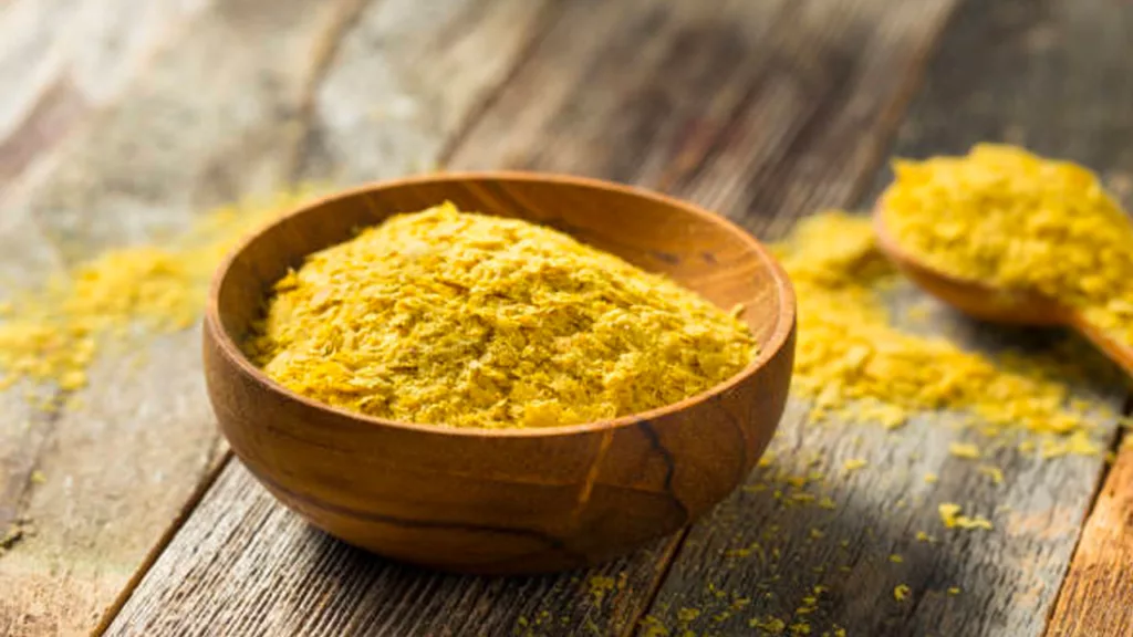 Nooch-In-Wood-Bowl-For-Vegan-Cooking
