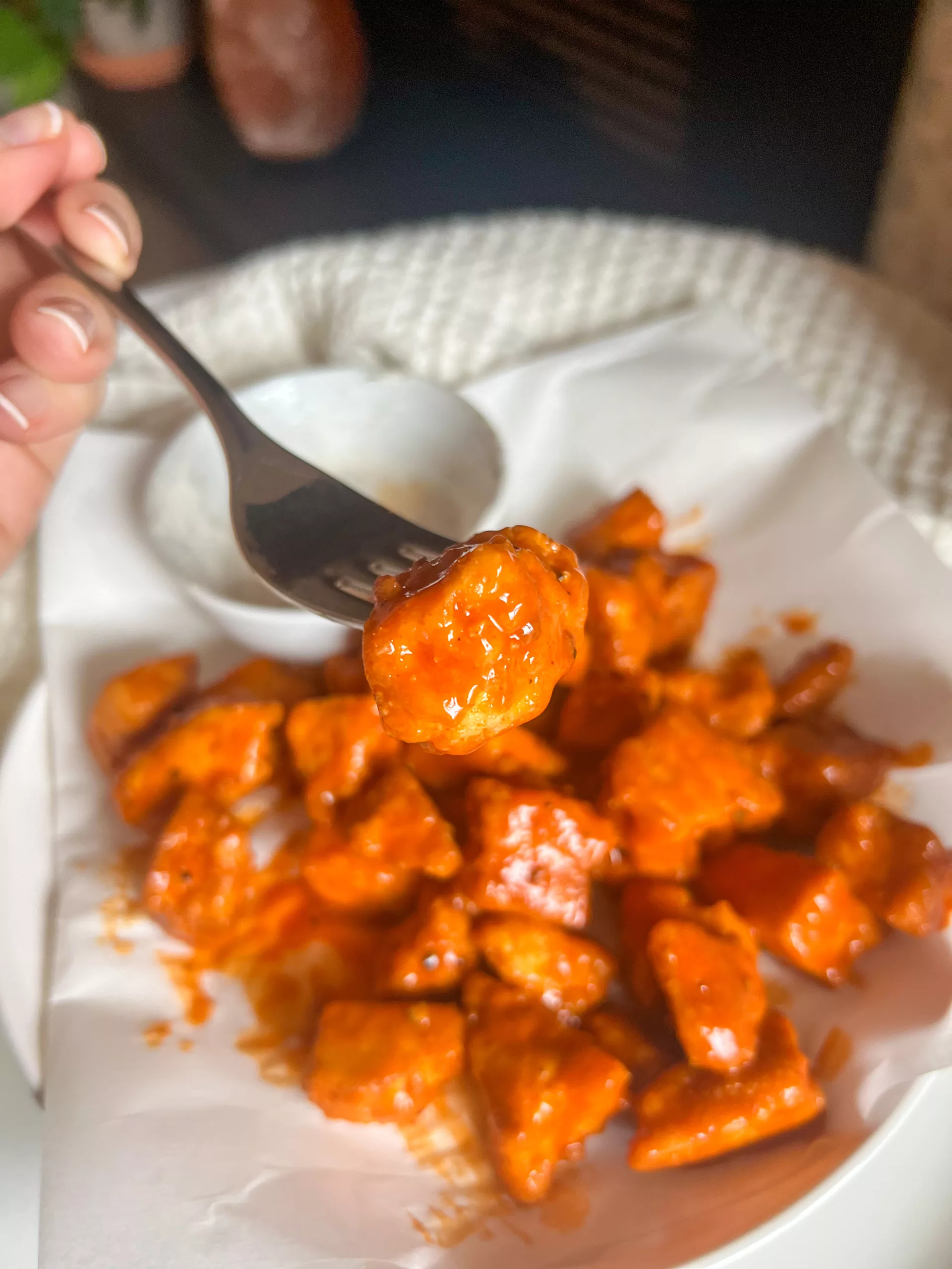 Buffalo Tofu Bites Recipe Gluten Free | Essy Cooks