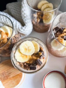 peanut butter banana overnight oats vegan