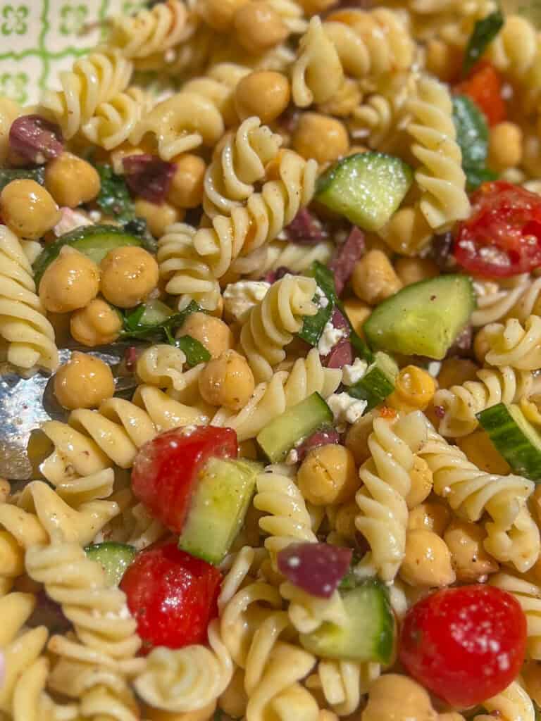 Greek Pasta Salad with Chickpeas