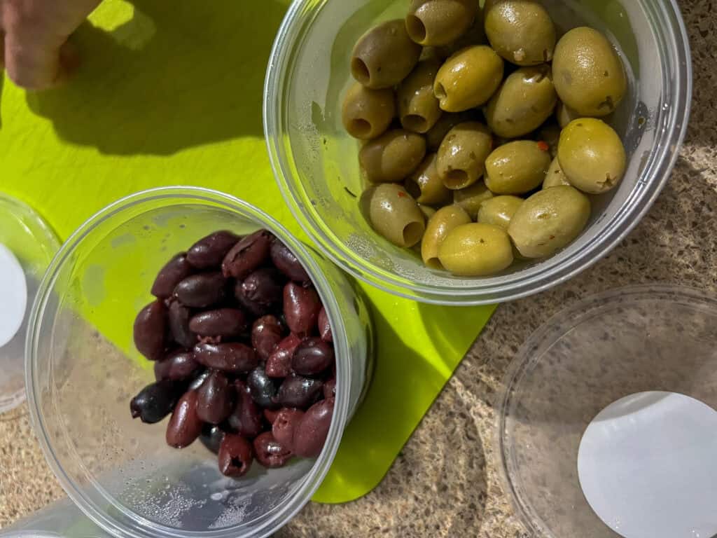 kalamata and green olives