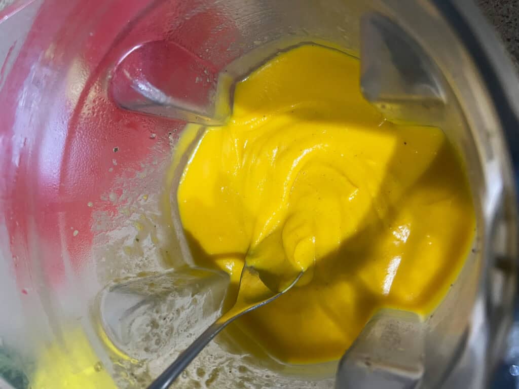 blended pureed butternut squash in blender
