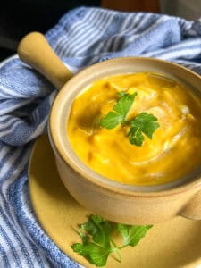 creamy vegan red lentil carrot soup