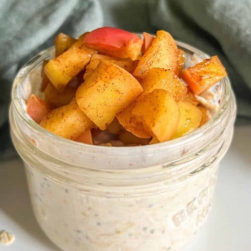 apple cinnamon protein overnight oats