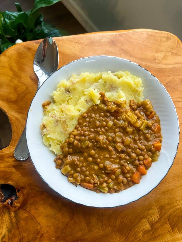 brown lentil stew vegan mashed potatoes